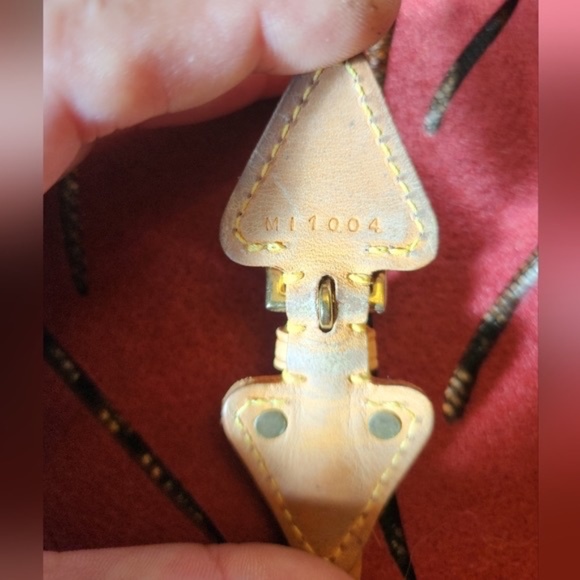 AUTHENTC WITH SERIAL CODE MONO. LOUIS VUITTON MURAKAMI BUCKLE LEATHER BRACELET. - Picture 3 of 8